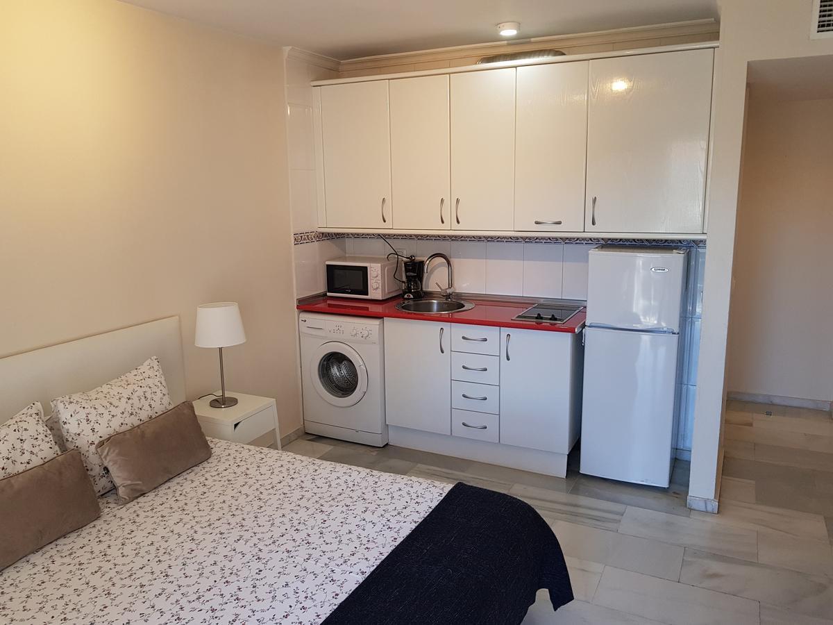 Apartament Fan Flat Eugenio (Adults Only) Malaga Zewnętrze zdjęcie